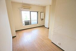 ハイツ泉涌寺 3階ワンルームのリビング/ダイニング