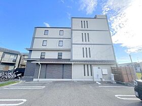 ラ・ボンボニエール  ｜ 京都府京都市伏見区羽束師鴨川町229番1号（賃貸マンション1LDK・3階・50.23㎡） その3