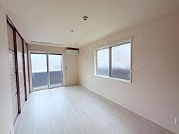 vogue京都桂 1階1LDKのリビング/ダイニング