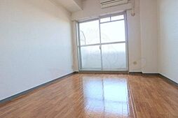 Gloire烏丸五条（旧：Eau de Vie烏丸五条） 11階ワンルームのリビング/ダイニング