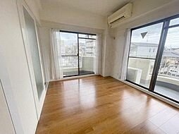 マンションエイト 2階1DKのリビング/ダイニング