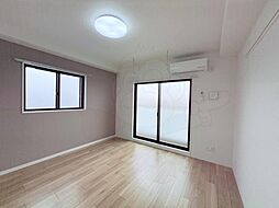 ブリリアコート龍谷大前 4階1Kのリビング/ダイニング