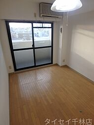 パレス新森 6階ワンルームのリビング/ダイニング