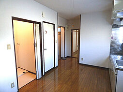 居間