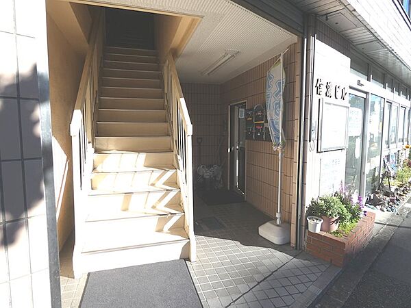 建物エントランス