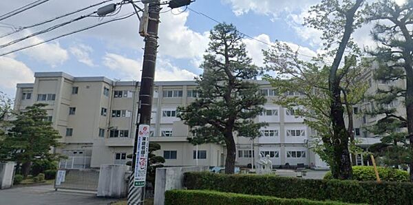 画像16:浜松市立積志中学校