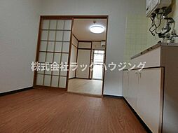 居間