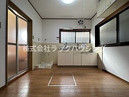 居間