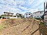 その他：南西側から撮影した写真、周囲は閑静な住宅街が広がっており、穏やかで心地よい毎日を過ごせます。