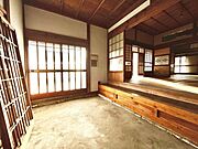 土間