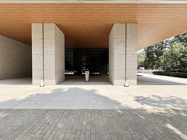 エントランス 東京メトロ南北線 白金高輪駅 徒歩3分