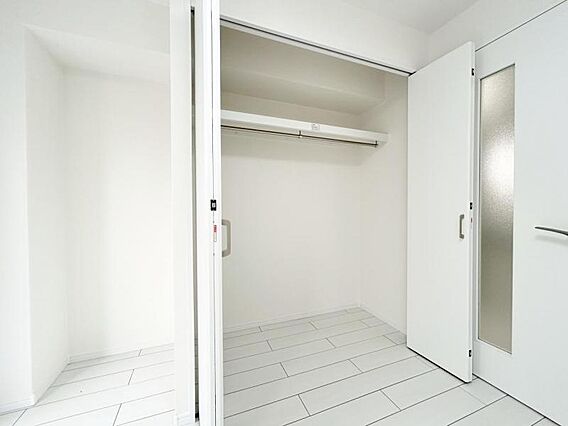 【収納】　室内...