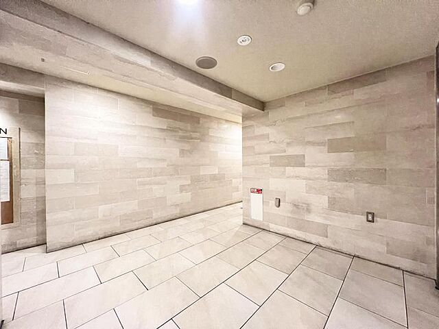 エントランス 東京メトロ有楽町線 江戸川橋駅 徒歩3分