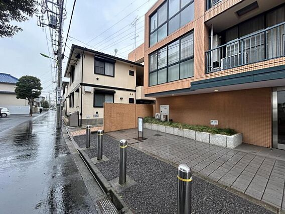 【エントランス...