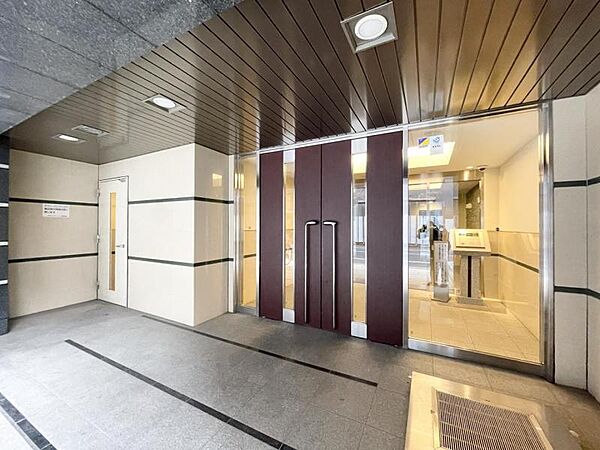 エントランスを拡大表示