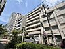 外観：【外観】街並みに溶け込みながらも存在感を放つ外観。