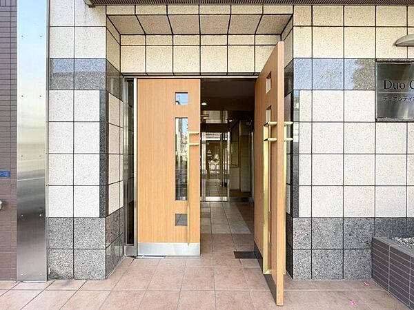 エントランスを拡大表示