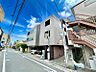 外観：【外観】　段層が織りなすリズム感。光と影が美しく交差するモダンな造形。