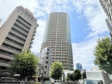 【外観】分譲マンションならではの品のある外観です。