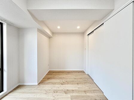 【洋室:5.5帖】独立性があり、在宅ワークにもおすすめです。
