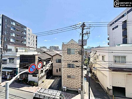 【眺望】陽当たり・通風・開放感に恵まれた環境です。