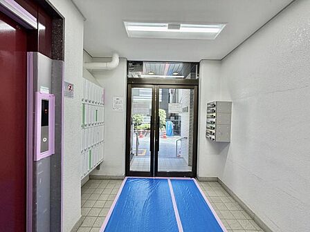 【エントランス】いつも通る場所だからこそしっかりと清潔に保たれていると嬉しいものです