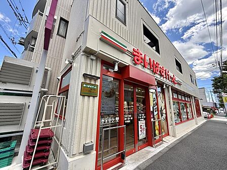 ちょっとしたお買い物など、近くにあると便利です