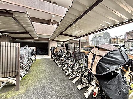 【駐輪場】住民専用の駐輪場で安心してご利用いただけます。