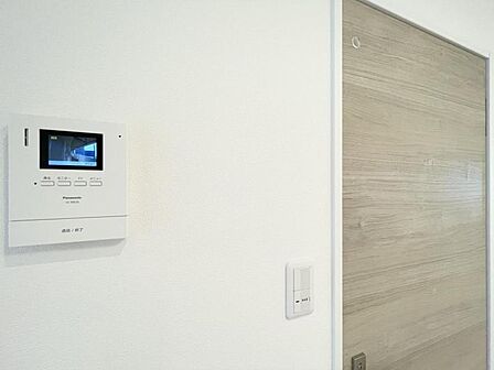 【TVインターホン】防犯面でも安心できるTV付インターホン。