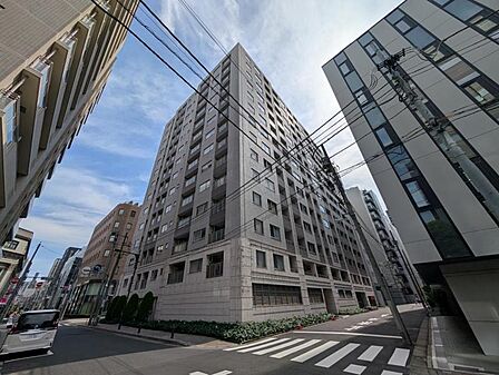 【外観】住む人がいつまでも心地良さを感じ続けられる多様な住空間を創造します。