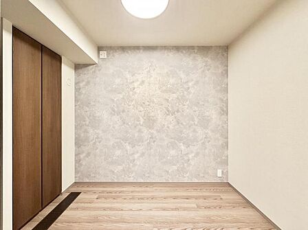 【洋室:4.2帖】ゆったりとくつろげる洋室空間です。