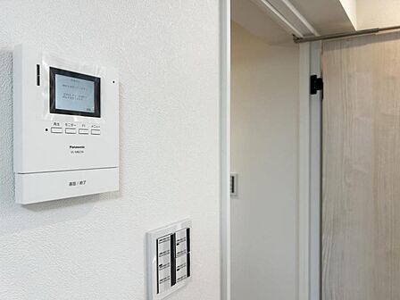 【TVインターホン】防犯面でも安心できるTV付インターホン。