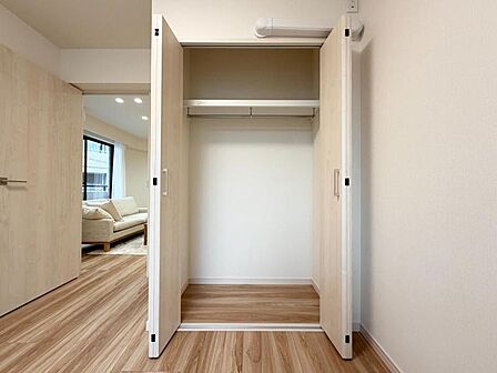 【収納】 各居室に収納完備で住空間に心地よい余白を、生活動線にゆとりをもたらしてくれる