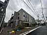 外観：【外観】住宅街に佇む、品のあるマンション。街の空気に溶け込む、穏やかな佇まいです。