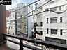 バルコニー：【眺望】　同じ風景が毎日365日、まったく違う顔を見せてくれる。爽快な風も毎日やさしく頬をなでてくれます。