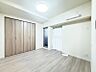 子供部屋：【洋室：6.3帖】　一日の疲れをいやしてくれる主寝室。時を忘れて過ごす場所として過ごせるお部屋です。