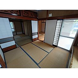 居間