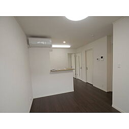 ラッキーリバー 1階1LDKのリビング/ダイニング