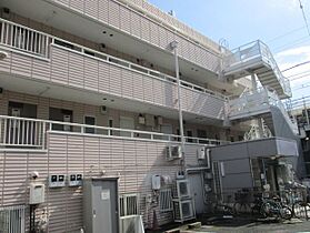 コローレ石川町  ｜ 神奈川県横浜市中区麦田町1丁目（賃貸マンション1LDK・3階・36.04㎡） その1