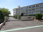 近隣写真 丸田小学校 80m