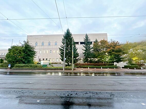 中央図書館まで...