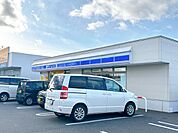旭川市立広陵 【コンビニ】ローソン旭川末広1条店様まで約350ｍ、徒歩約5分