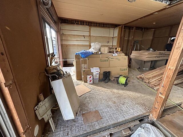 リビング/ダイニング 十和田市東二十四番町25-23