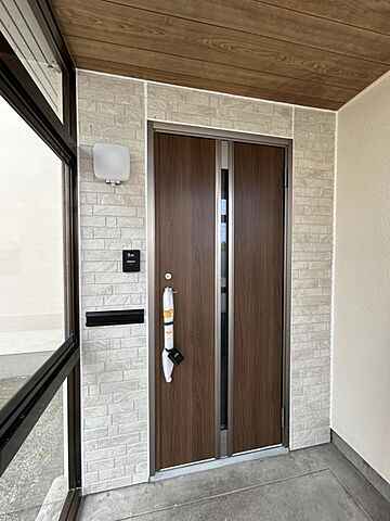 玄関 青森市けやき1丁目5-13