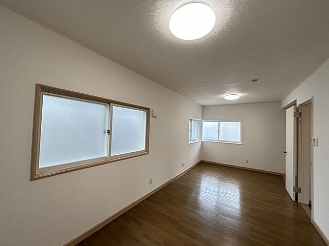 室内 青森市幸畑4丁目9-19