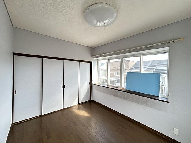 室内 青森市大字筒井字八ツ橋1255