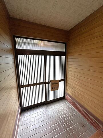 玄関 青森市月見野1丁目3-9