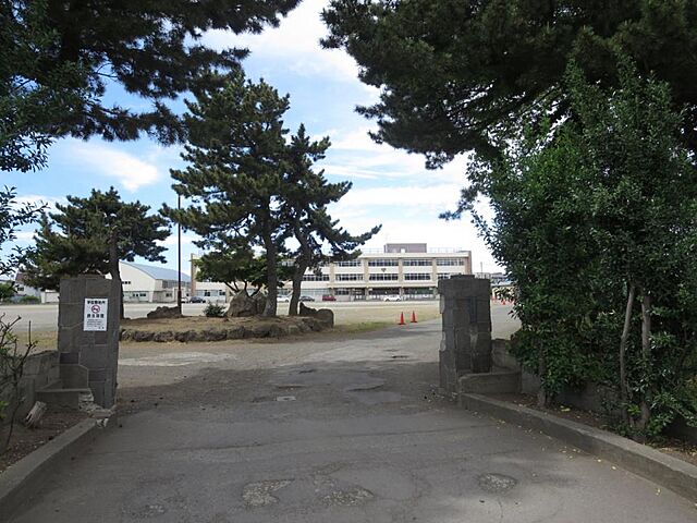 周辺 青森市金沢2丁目6-12