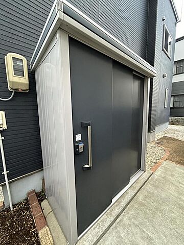 収納 五所川原市みどり町7丁目83-1