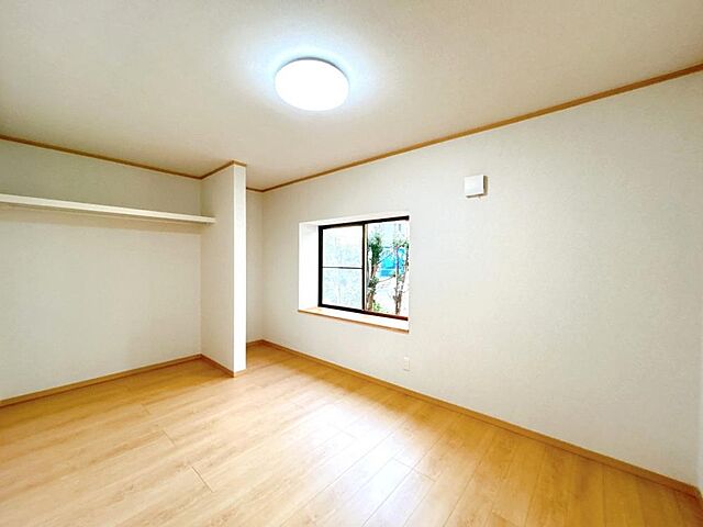 室内 三戸郡五戸町字地蔵岱14-153